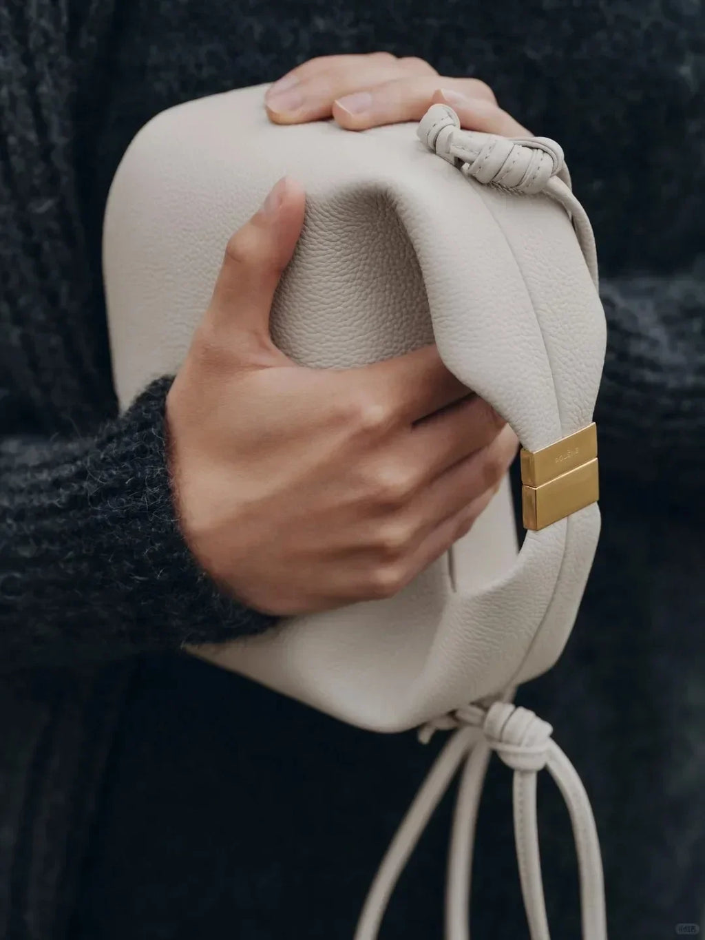 The Croco Pillow Bag