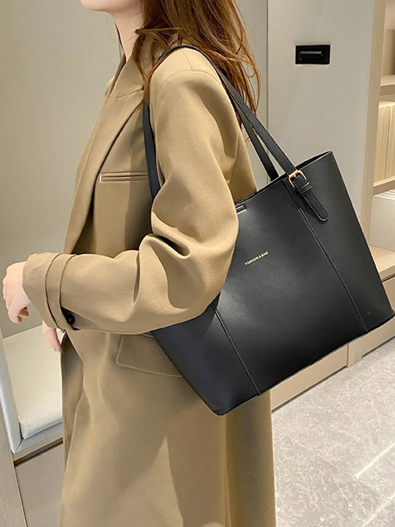 SHI Elegant Leather Satchel Bag