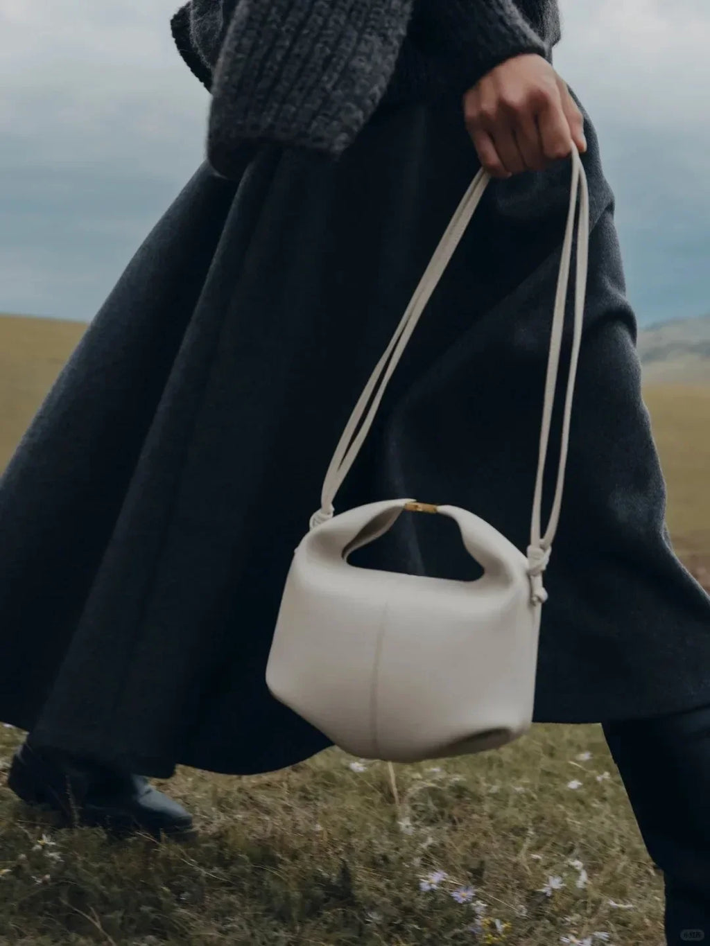 The Croco Pillow Bag